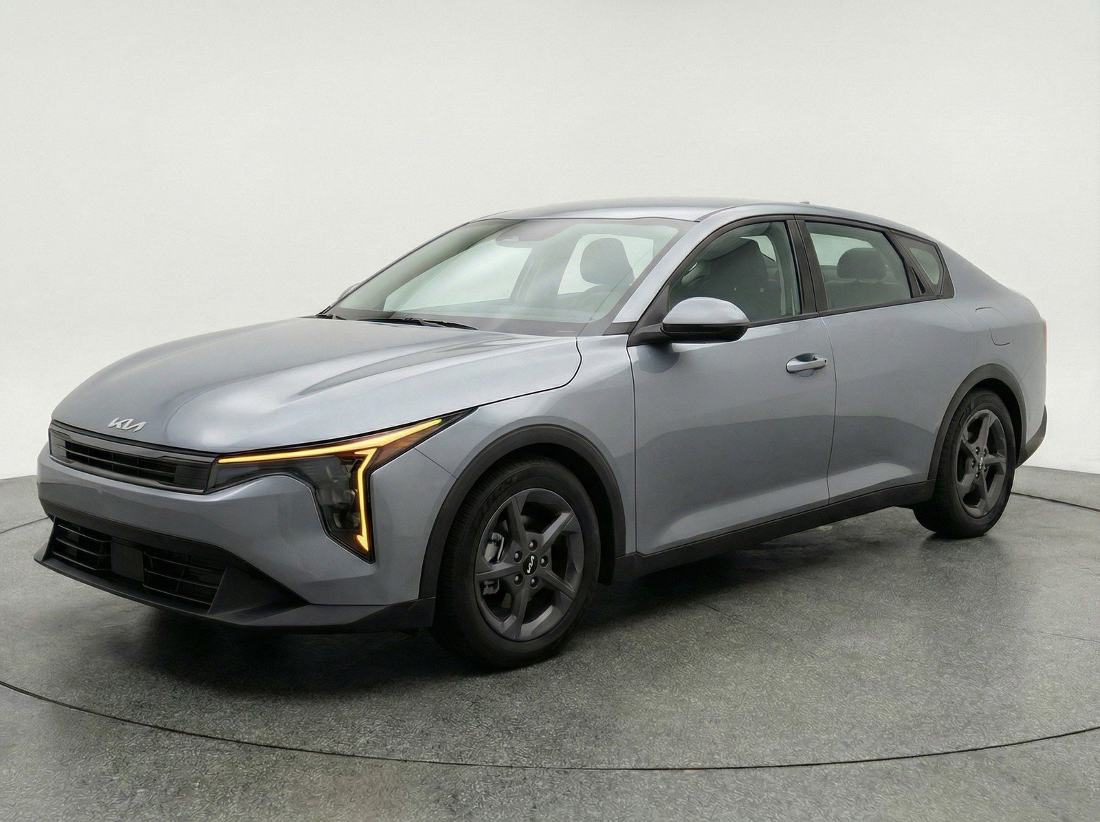 Used 2025 Kia K4 FWD image 3