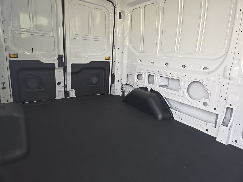 New 2025 Ford Transit 250 148 Medium Roof Extended AWD image 22