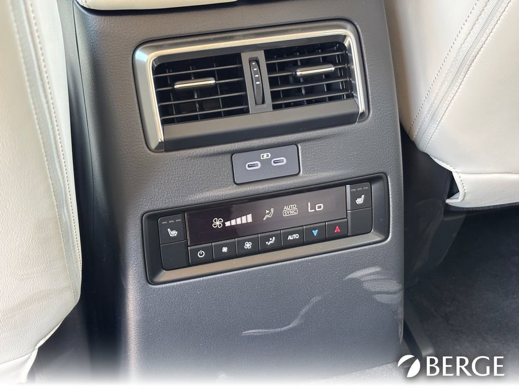 New 2025 MAZDA CX-90 Plug-In Hybrid w/ Premium Plus image 18