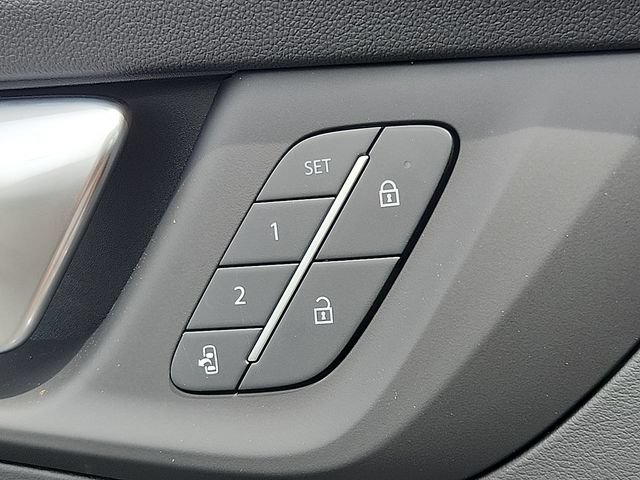 New 2026 Buick Enclave Sport Touring w/ Power Package FWD image 17
