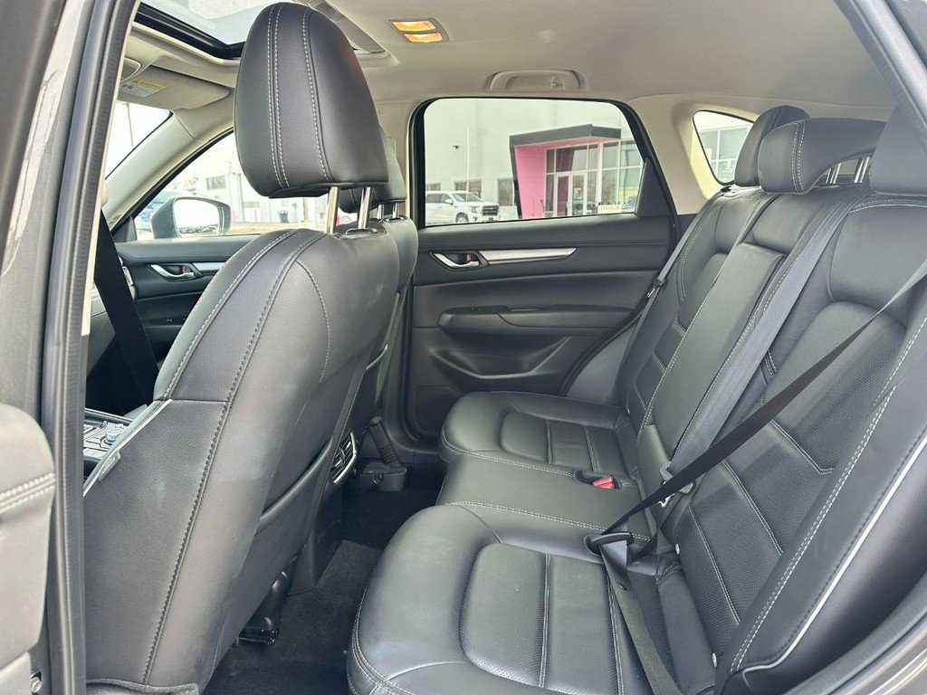 Used 2025 MAZDA CX-5 AWD 2.5 S w/ Preferred Package image 10