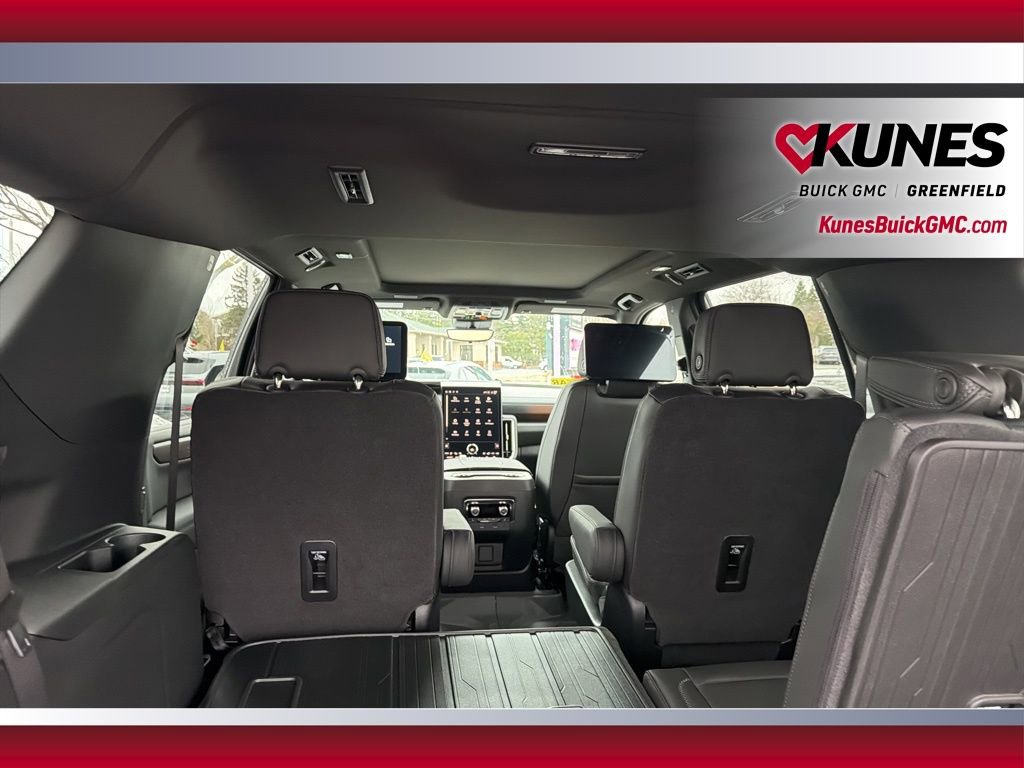 New 2026 GMC Yukon XL Denali w/ Denali Reserve Package image 43