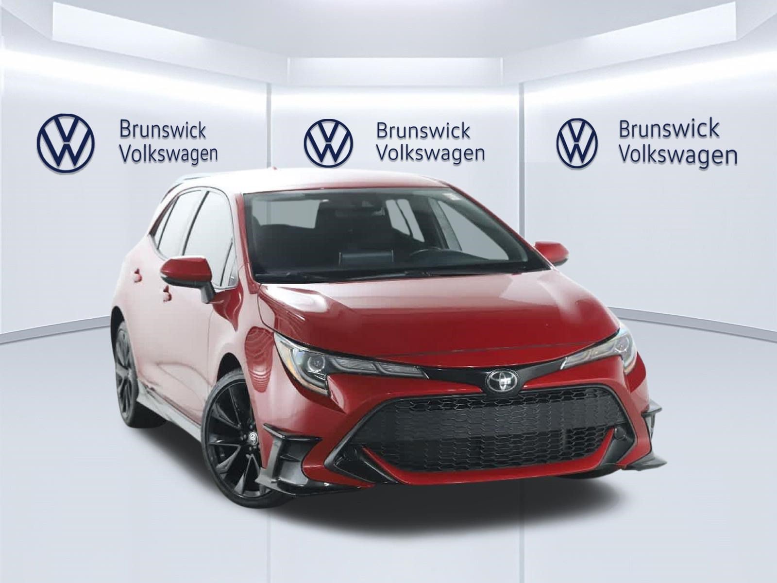 Certified 2021 Toyota Corolla SE w/ Special Edition FWD image 2