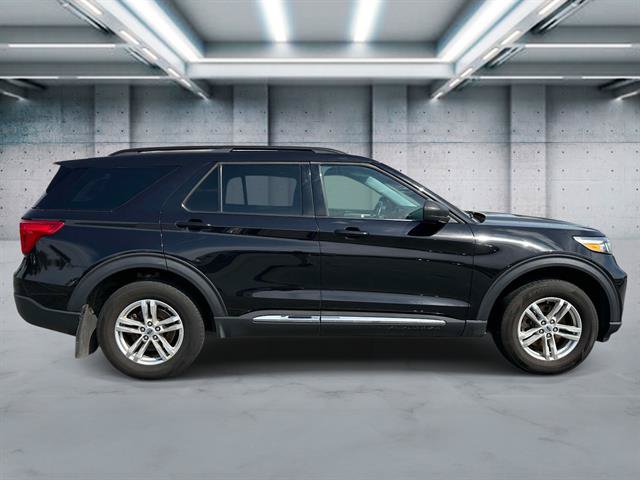 Used 2023 Ford Explorer XLT AWD/4WD image 23