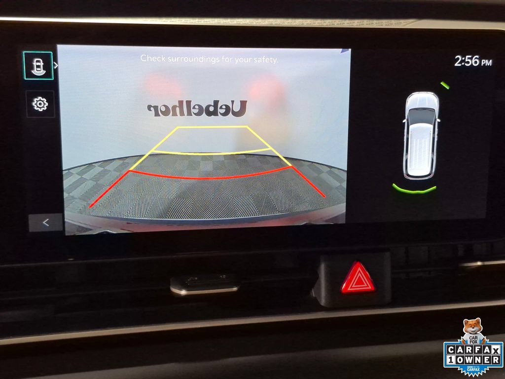 Used 2025 Kia Carnival FWD image 20