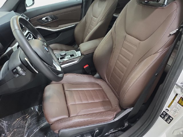 Certified 2024 BMW 330i xDrive Sedan w/ Premium Package AWD/4WD image 11