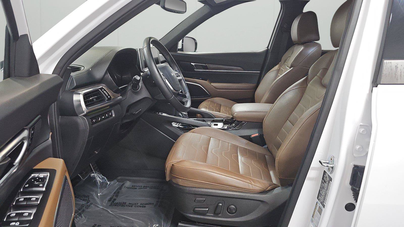 Used 2022 Kia Telluride SX w/ SX Prestige Package AWD/4WD image 10