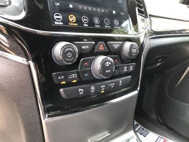 Certified 2021 Jeep Grand Cherokee Trailhawk w/ Premium Lighting Group AWD/4WD image 25