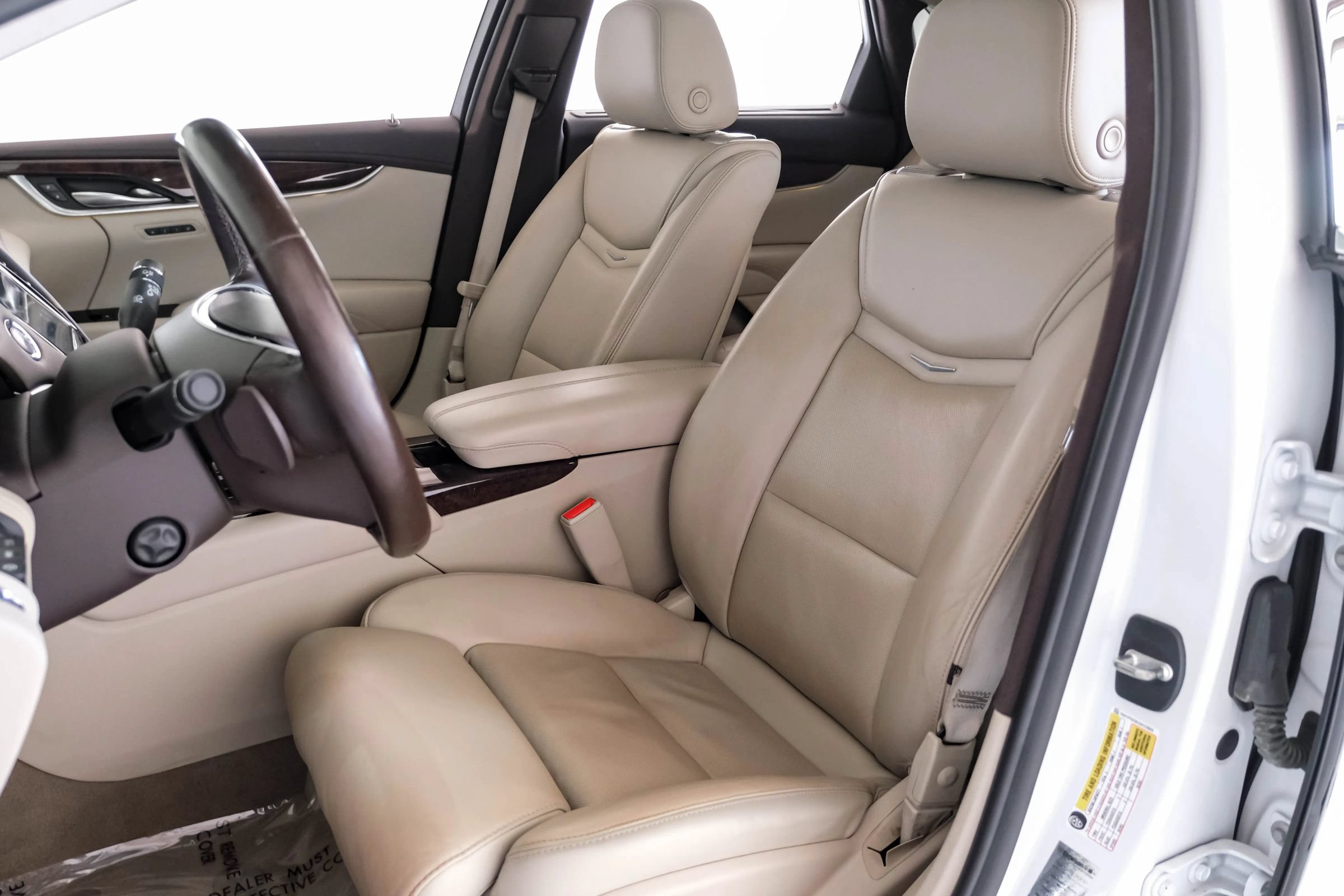 Used 2016 Cadillac XTS Premium FWD image 31