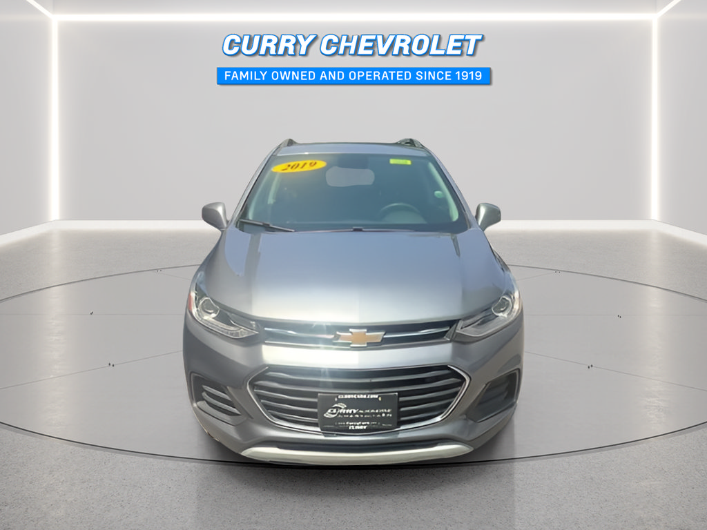 Used 2019 Chevrolet Trax LT w/ LT Convenience Package AWD/4WD image 4