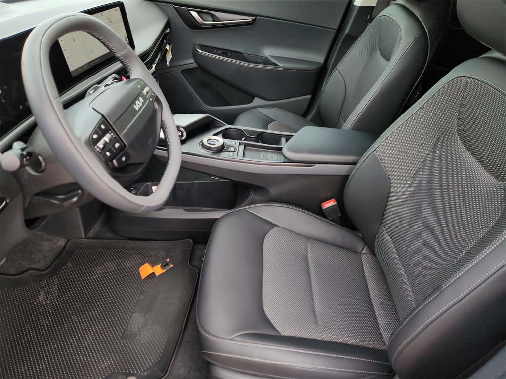 New 2025 Kia EV6 Light w/ Light LR Technology Package image 10