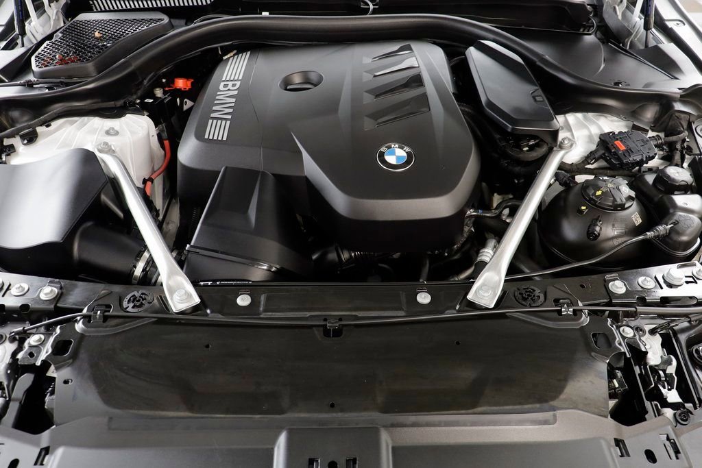 Used 2025 BMW 530i xDrive image 23