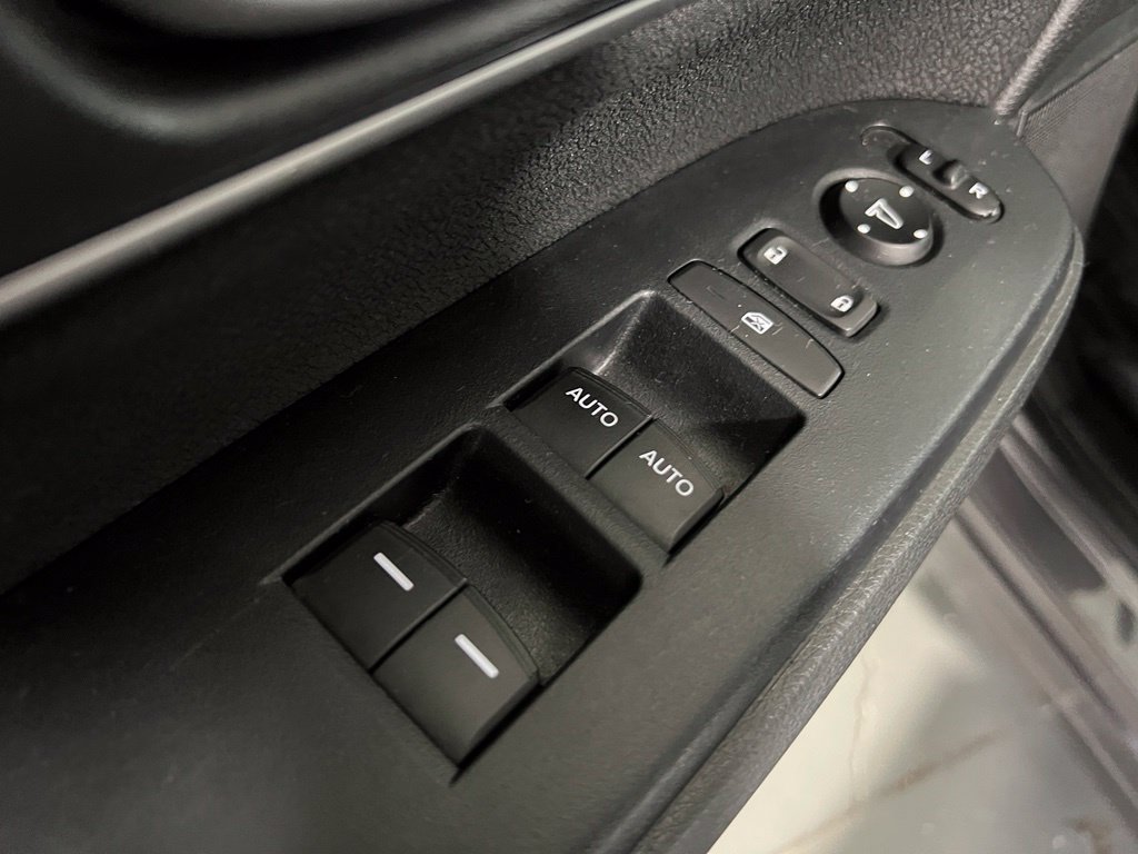 Used 2018 Honda CR-V EX image 36