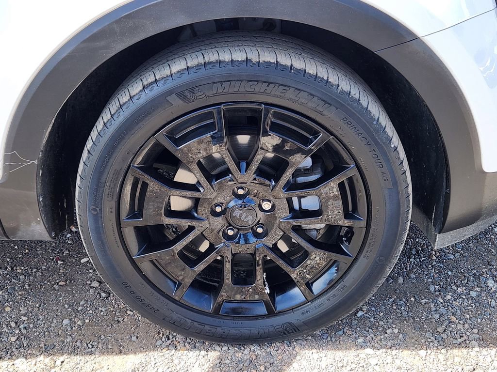 Certified 2021 Kia Telluride SX w/ SX Prestige Package image 15