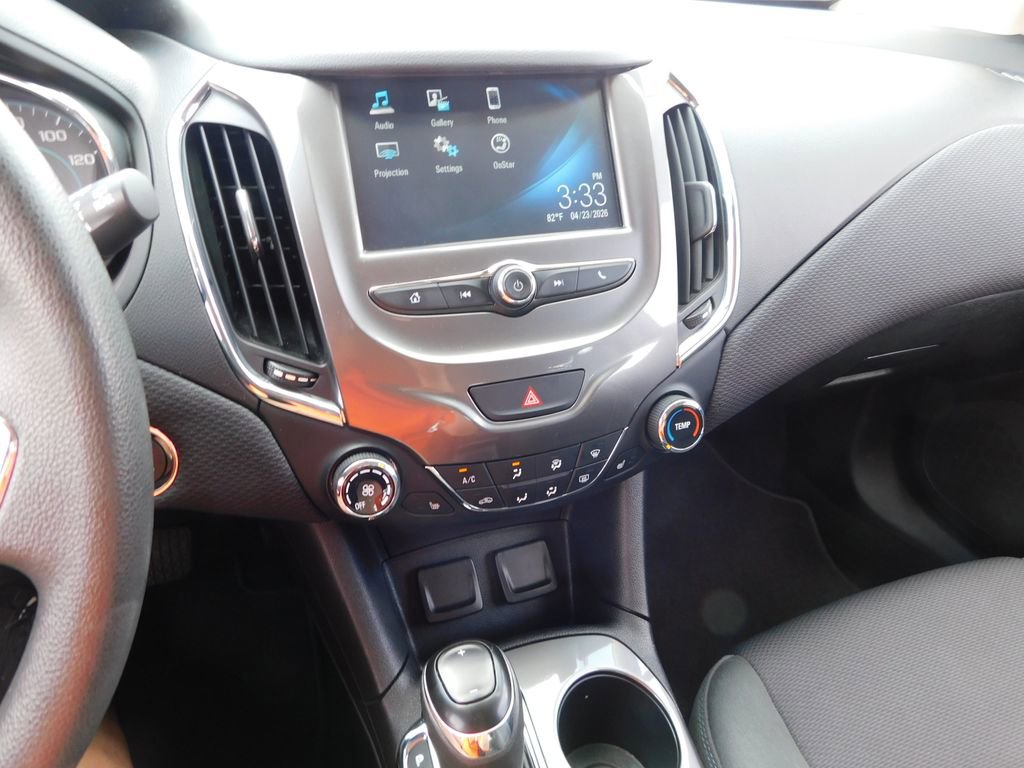 Used 2017 Chevrolet Cruze LT w/ Convenience Package FWD image 33