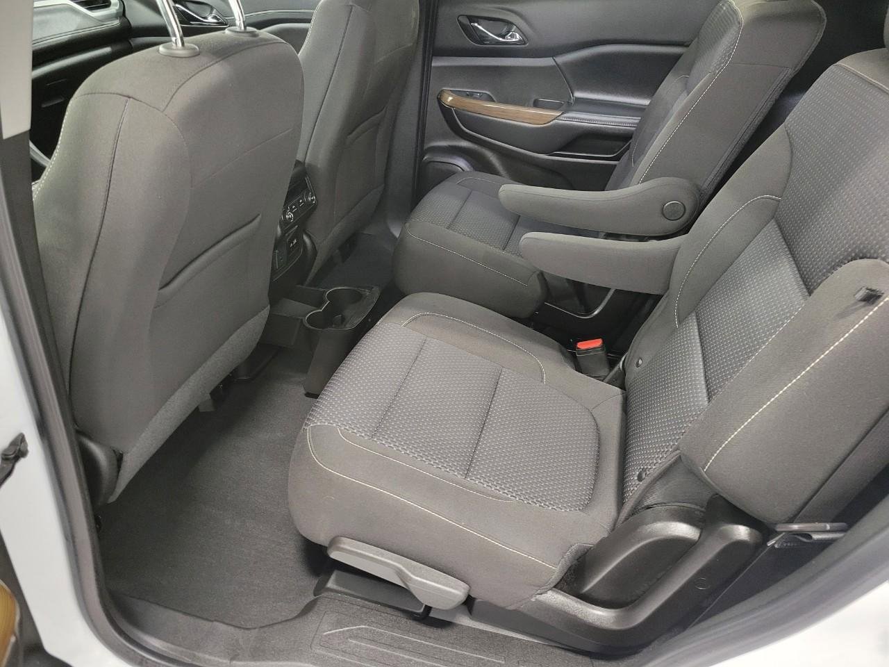 Certified 2023 GMC Acadia SLE w/ Driver Convenience Package image 22