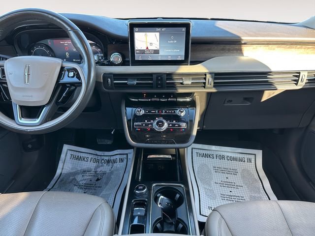 Used 2020 Lincoln Corsair Reserve image 11