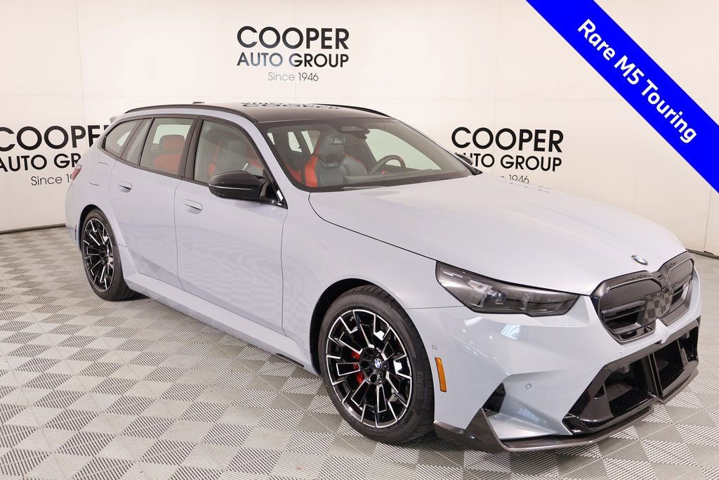 New 2026 BMW M5 Touring image 1