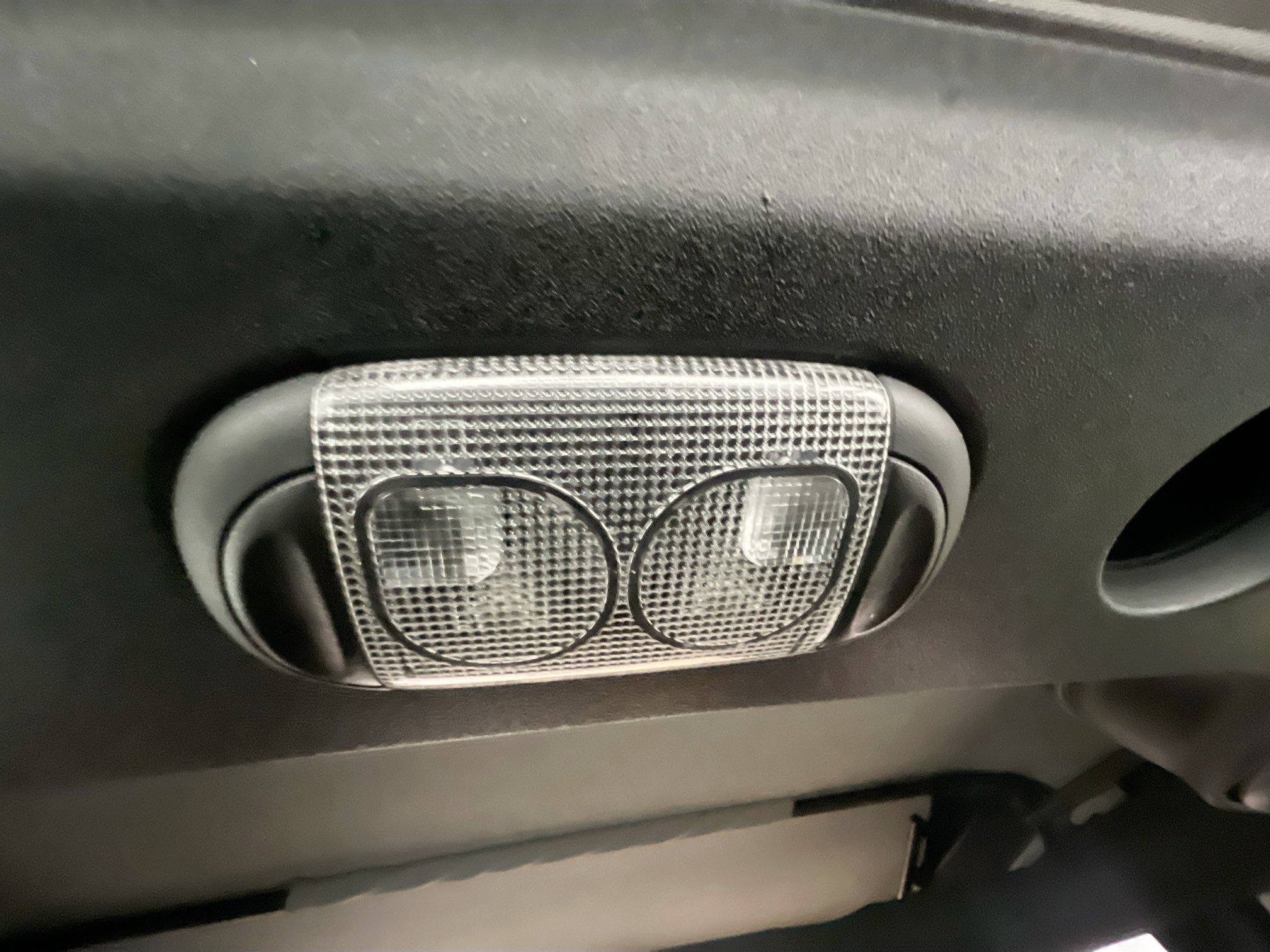 Used 2018 Jeep Wrangler Unlimited Sport w/ Connectivity Group AWD/4WD image 20