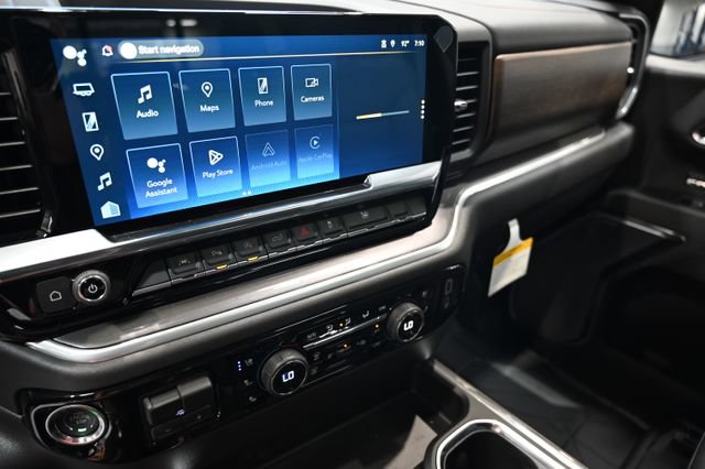 New 2026 Chevrolet Silverado 1500 High Country w/ High Country Premium Package AWD/4WD image 17