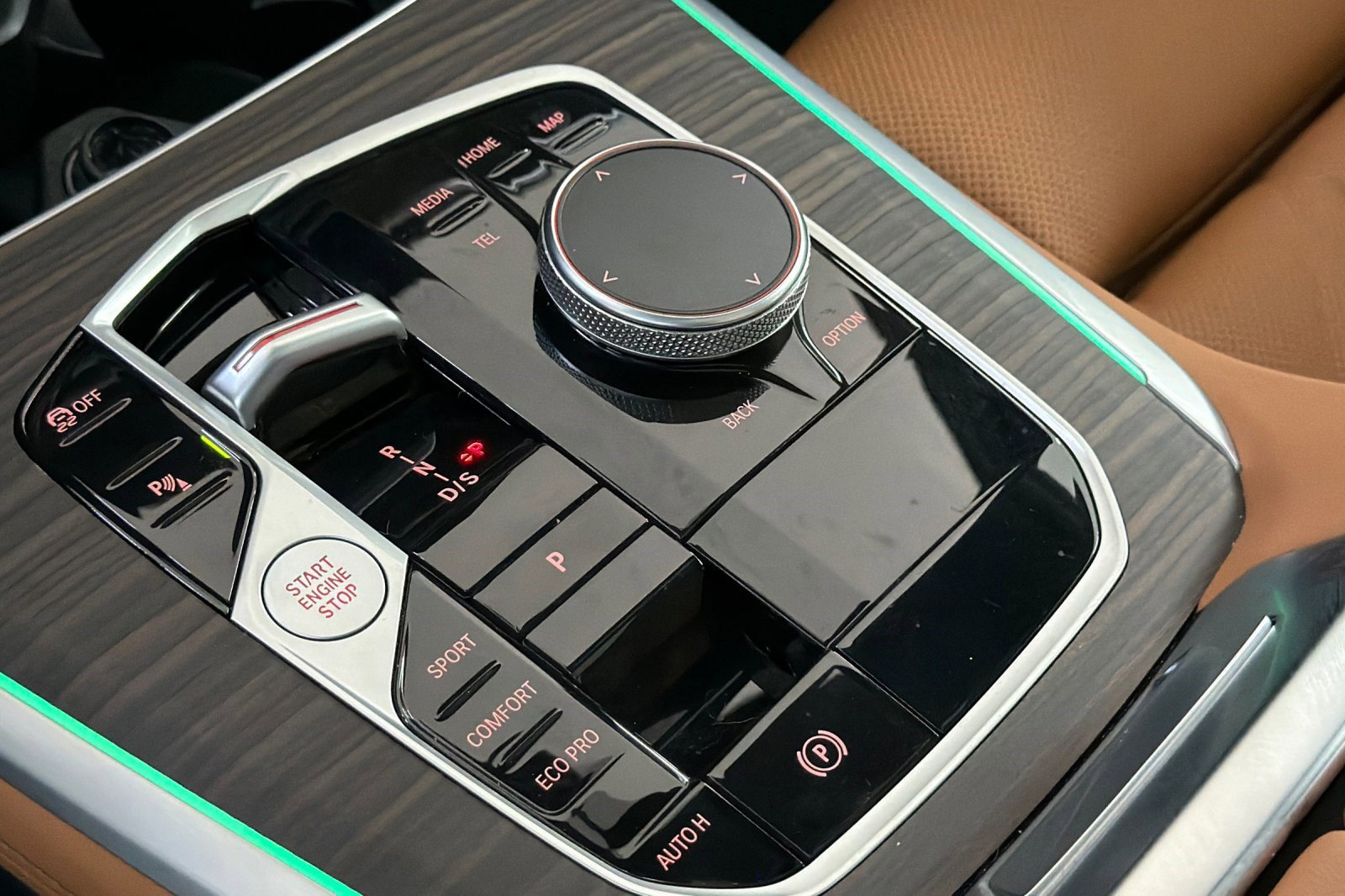 Used 2026 BMW X5 sDrive40i w/ Premium Package image 18