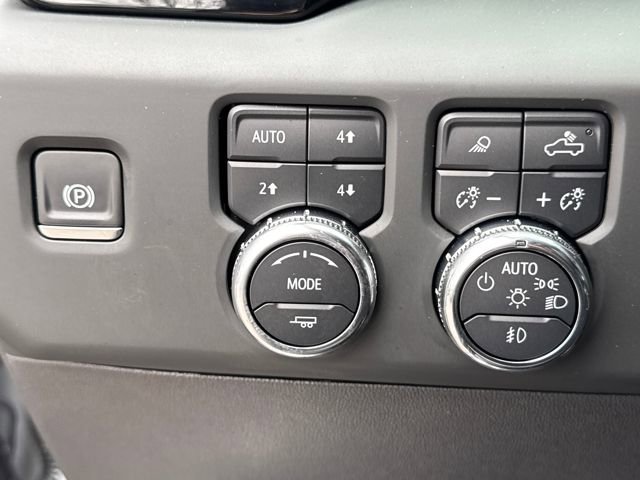 Used 2024 GMC Sierra 1500 AT4X image 28