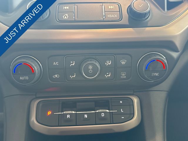 Used 2023 GMC Acadia Denali image 19