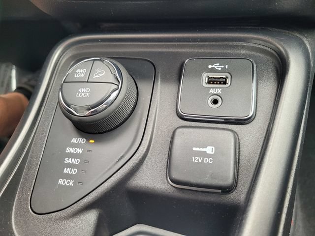 Used 2021 Jeep Compass Trailhawk w/ Convenience Group AWD/4WD image 25