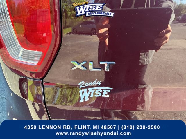 Used 2019 Ford Explorer XLT w/ Equipment Group 202A FWD image 29