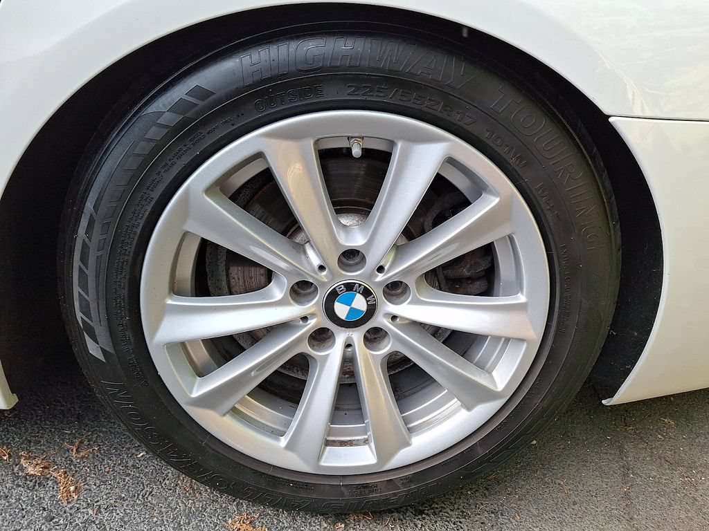 Used 2016 BMW 528i xDrive Sedan AWD/4WD image 6