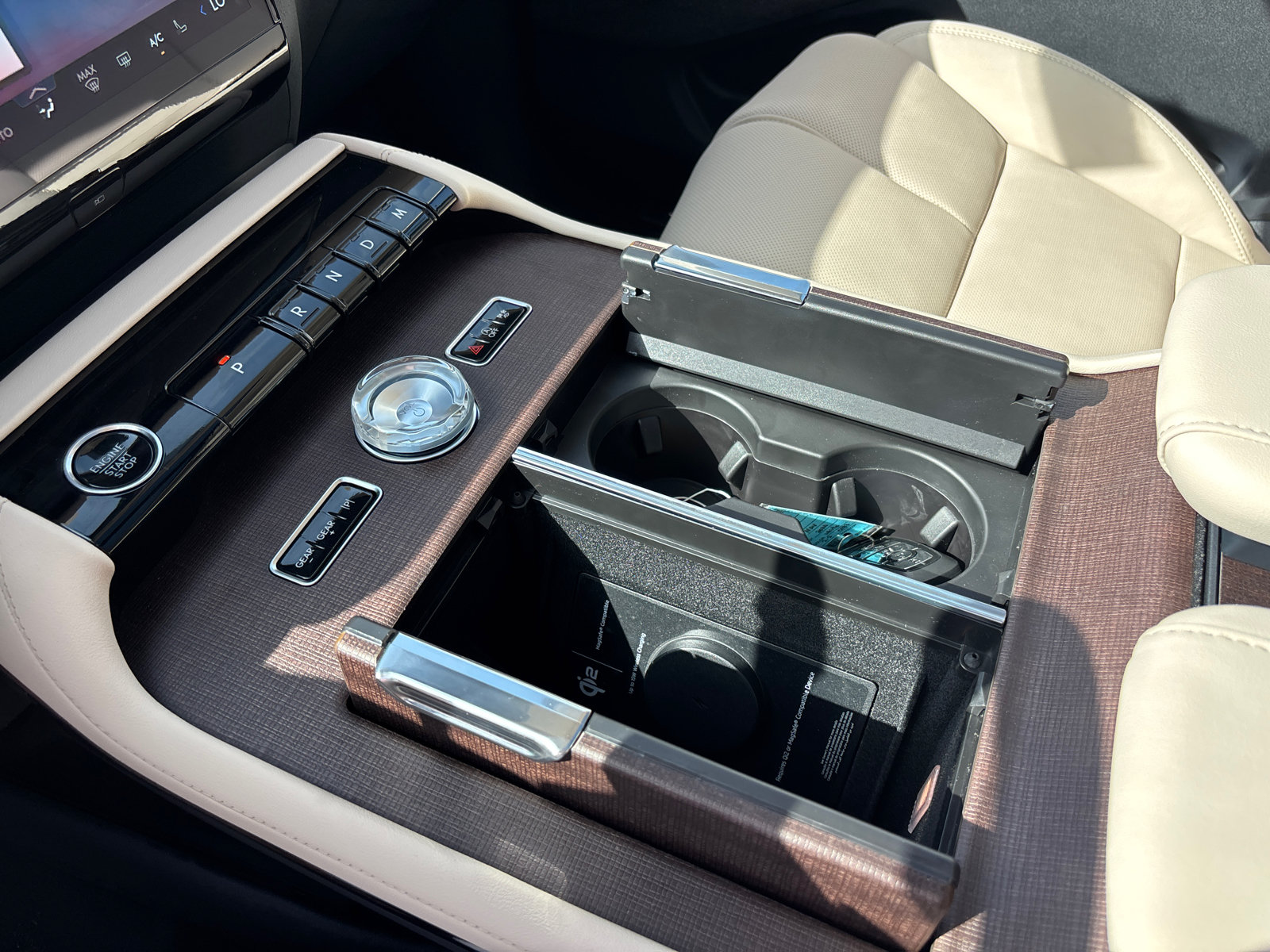New 2027 Lincoln Navigator Reserve AWD/4WD image 23