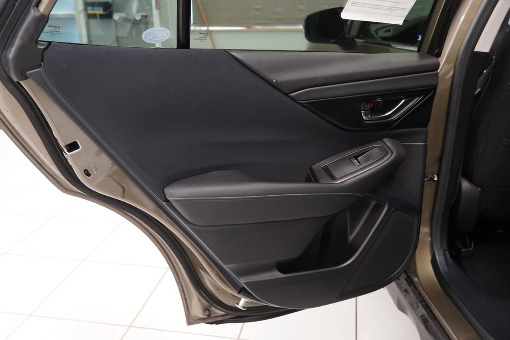 Used 2020 Subaru Outback Premium AWD/4WD image 26