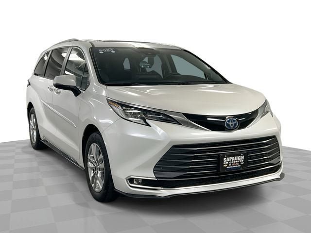Used 2024 Toyota Sienna Limited AWD/4WD image 1