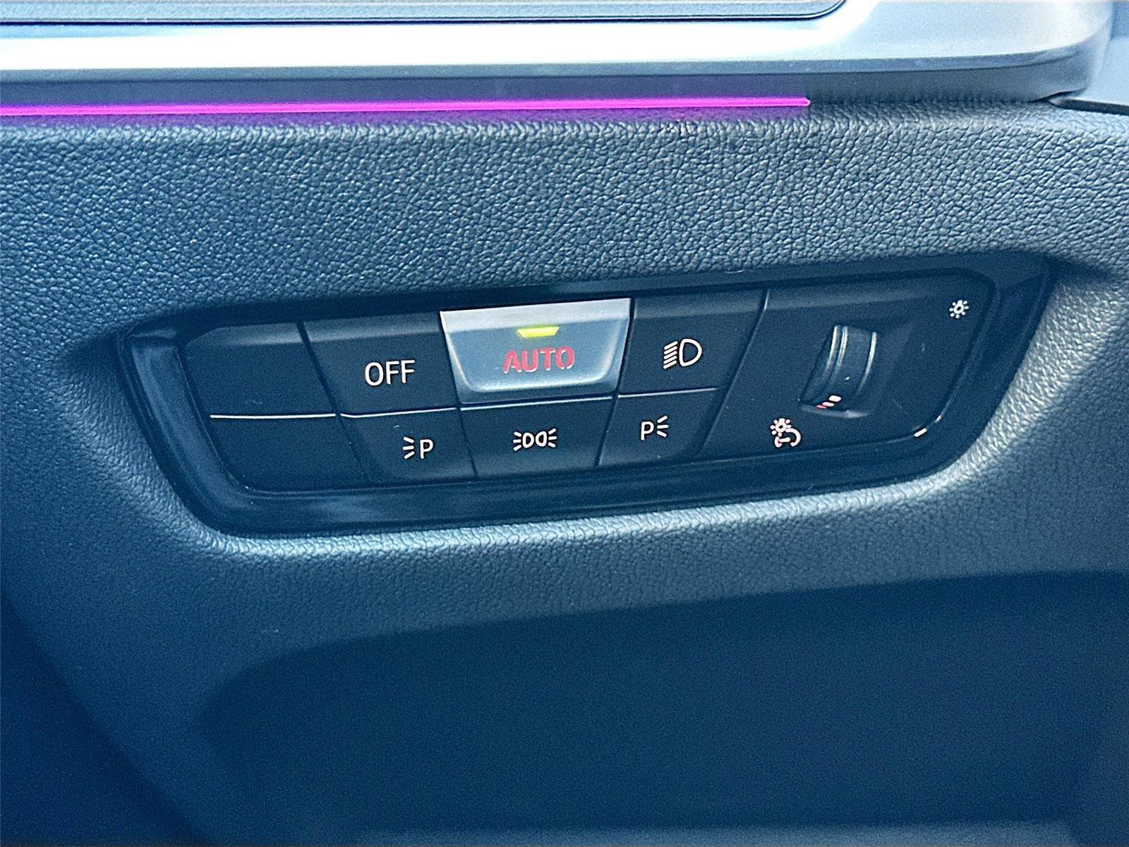 Used 2023 BMW 430i xDrive Coupe w/ Parking Assistance Package image 10