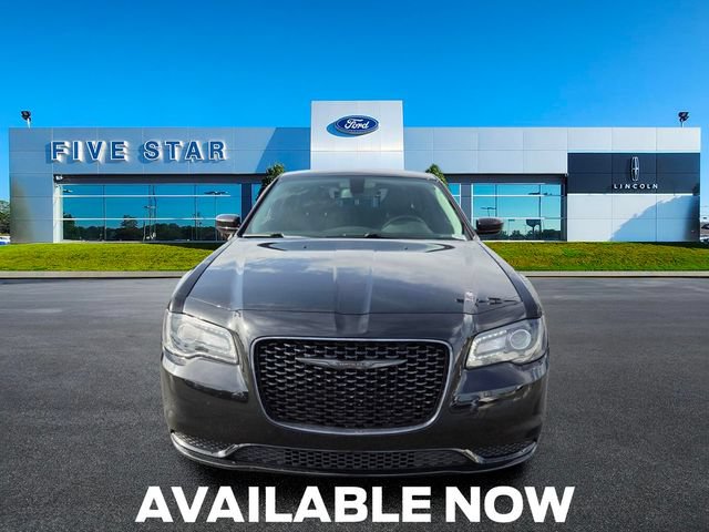 Used 2021 Chrysler 300 Touring w/ Sport Appearance Package RWD image 2