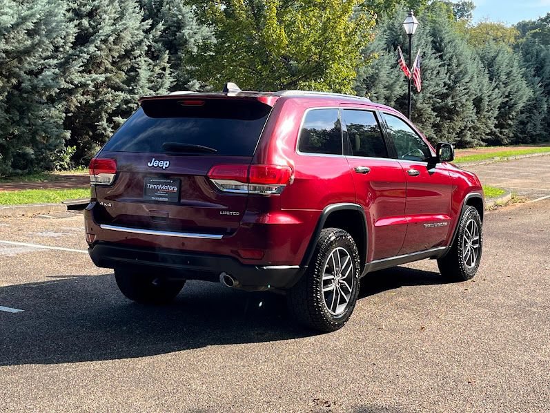 Used 2017 Jeep Grand Cherokee Limited AWD/4WD image 21