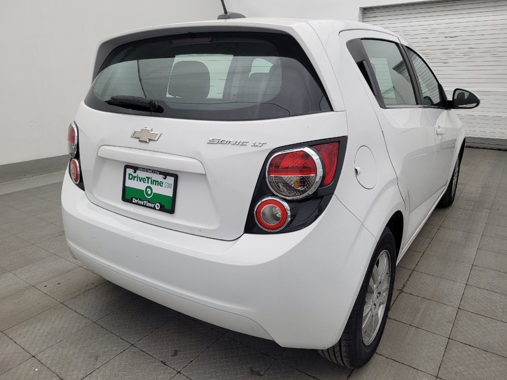 Used 2016 Chevrolet Sonic LT FWD image 9
