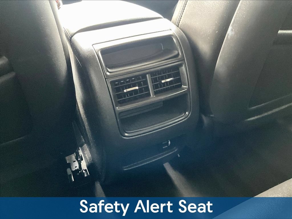 Used 2017 Cadillac XT5 Luxury w/ Driver Awareness Package AWD/4WD image 13