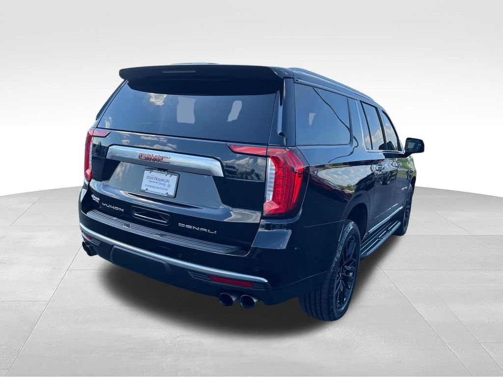 Used 2021 GMC Yukon XL Denali AWD/4WD image 5