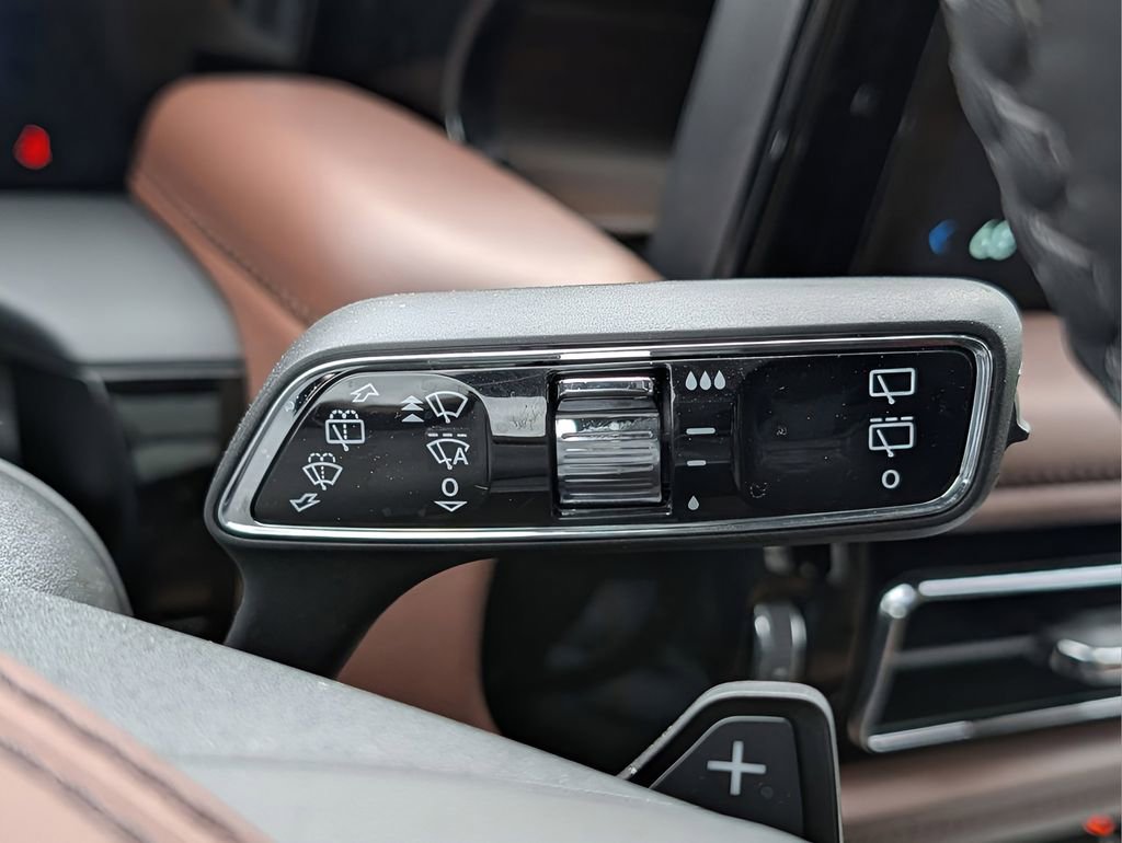 Used 2025 Lincoln Aviator Reserve w/ Luxury Package AWD/4WD image 26