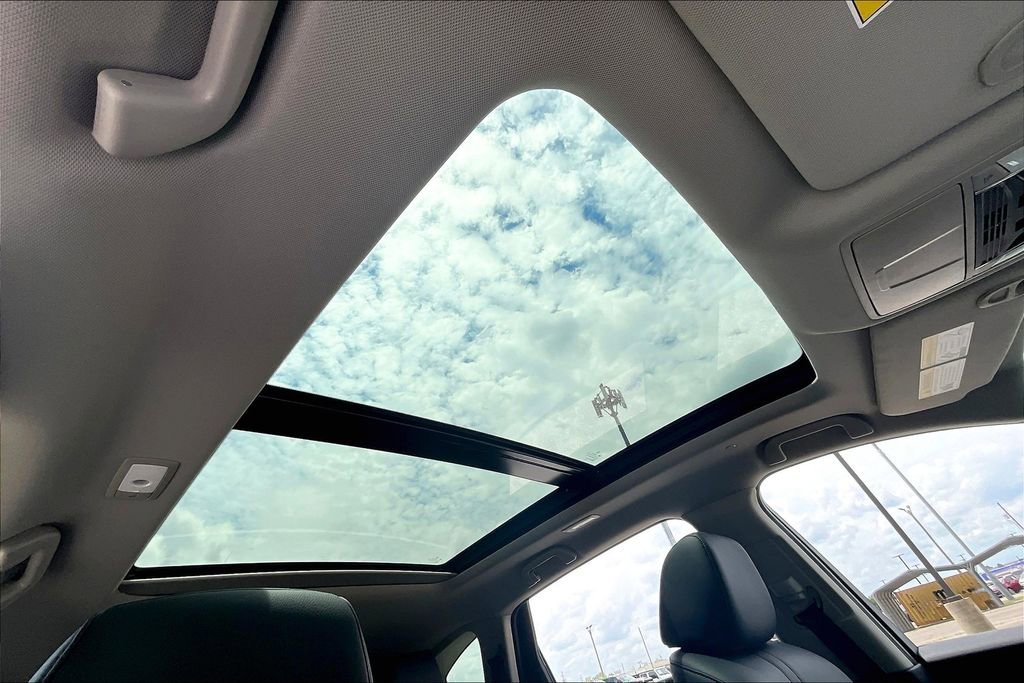 Used 2024 Acura RDX SH-AWD image 24