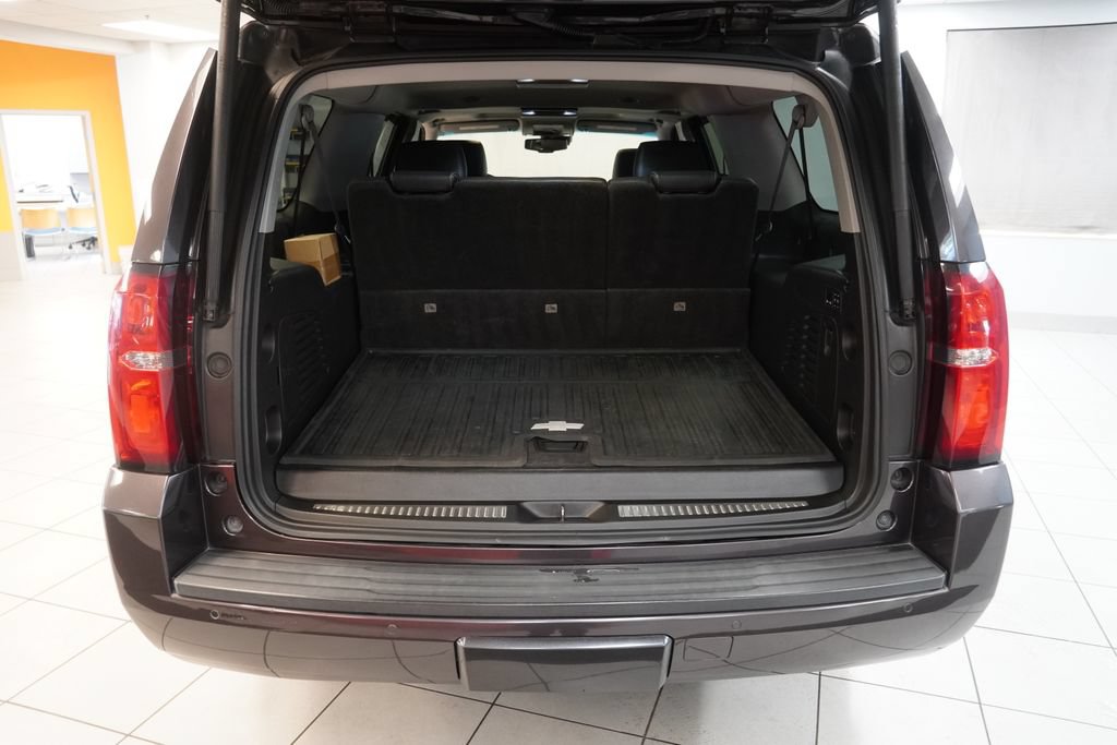 Used 2016 Chevrolet Suburban LT AWD/4WD image 19