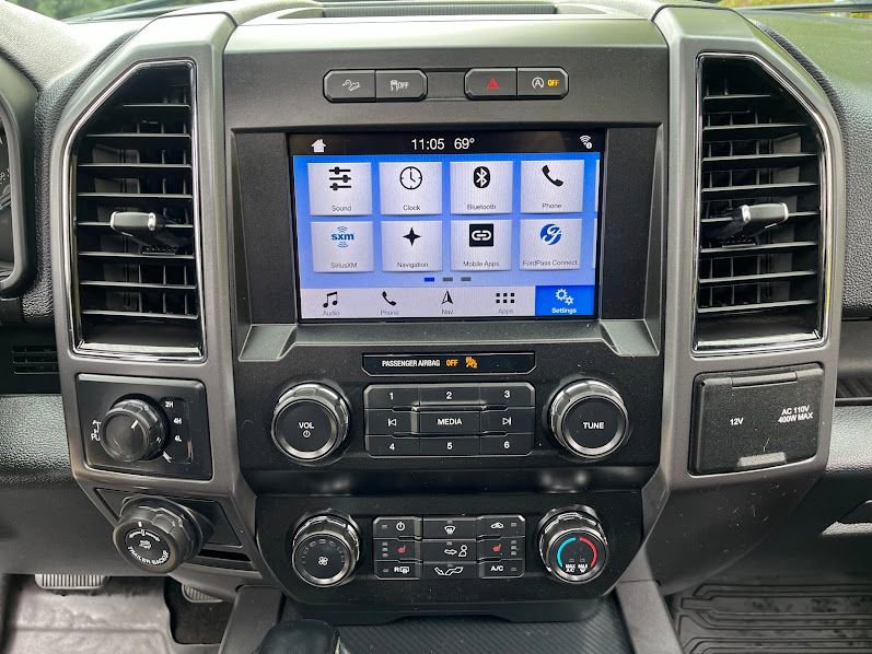 Used 2019 Ford F150 XLT w/ Equipment Group 302A Luxury AWD/4WD image 17