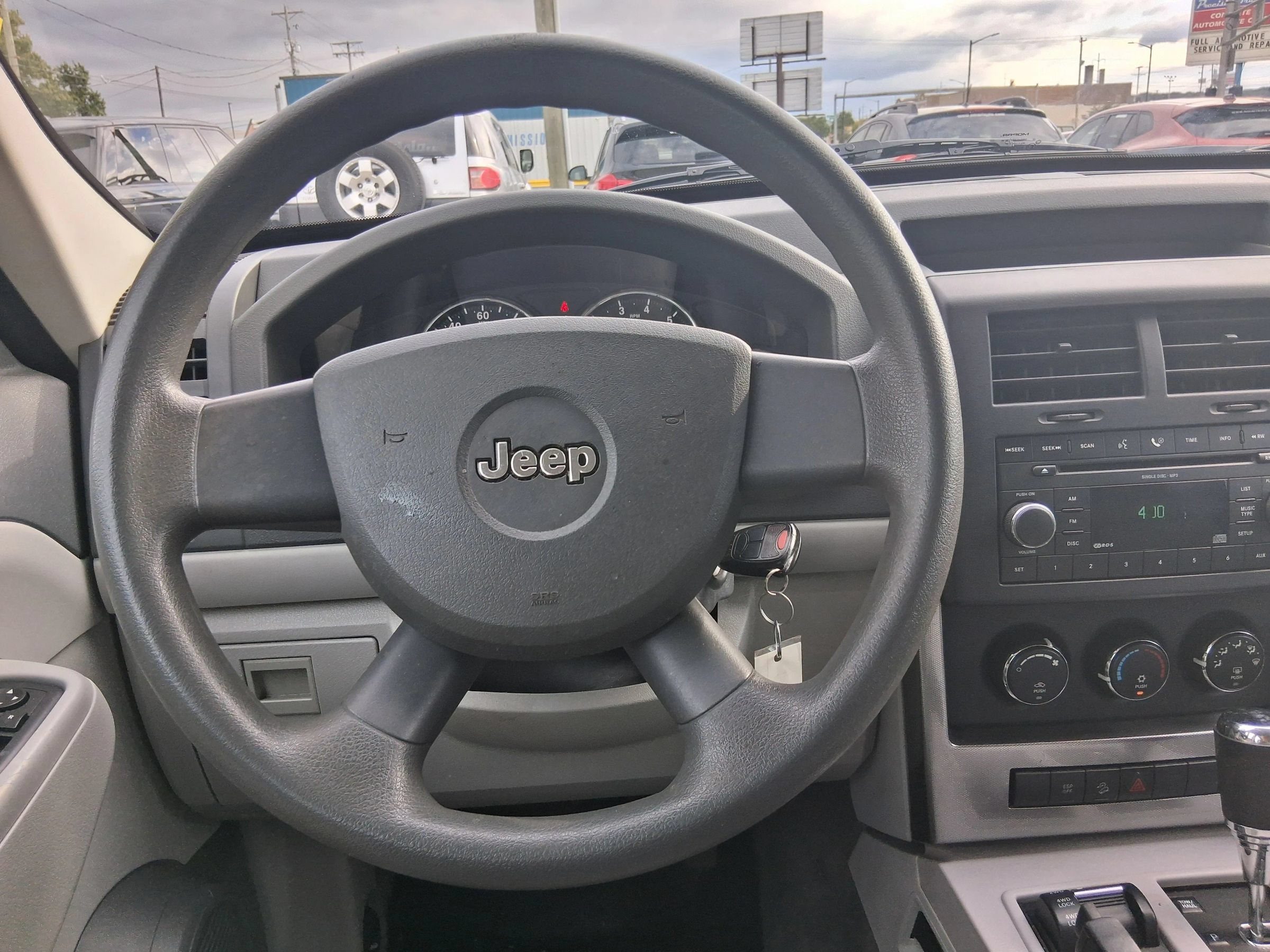 Used 2008 Jeep Liberty Sport AWD/4WD image 12