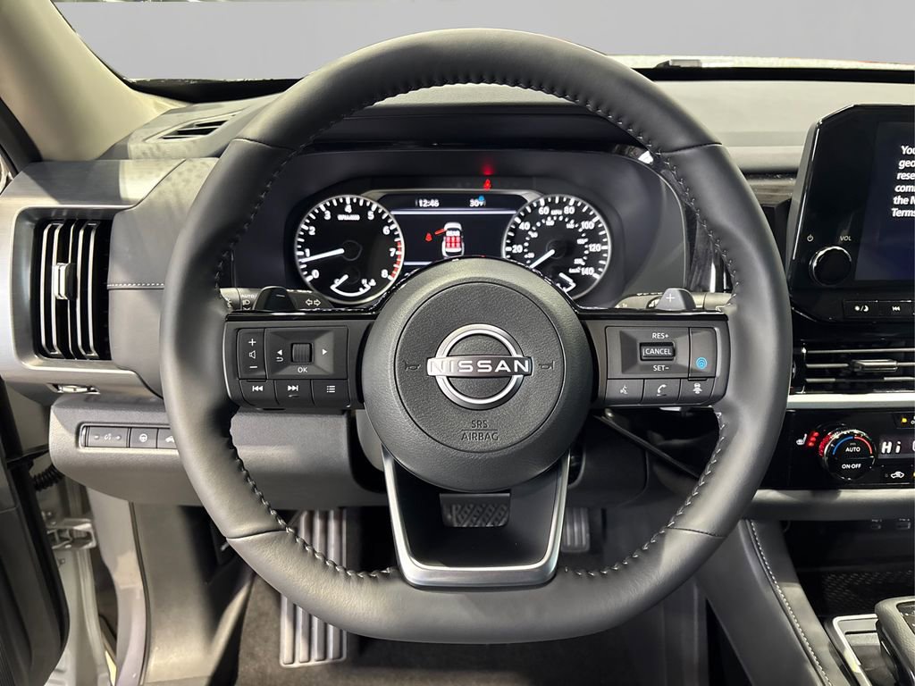 New 2025 Nissan Pathfinder SL image 26