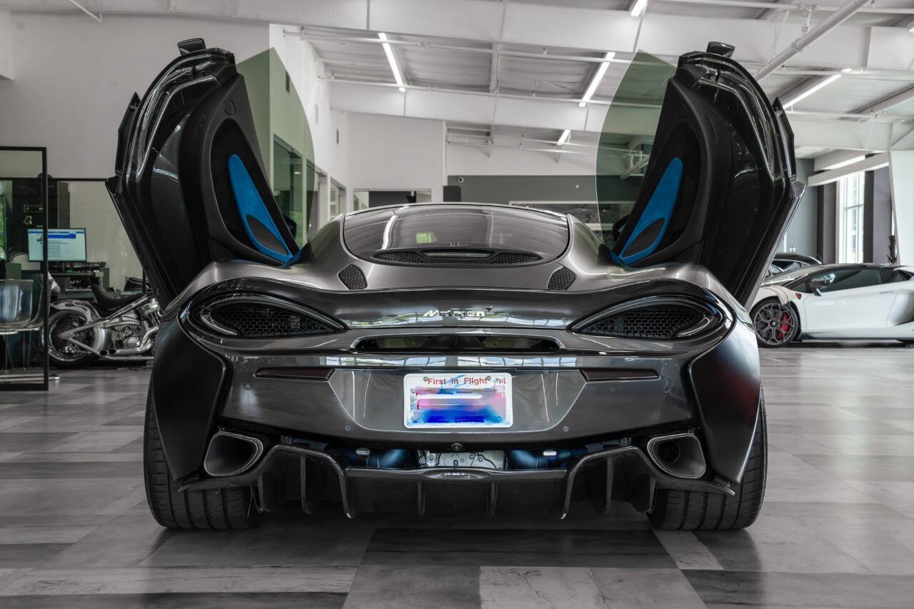 Used 2017 McLaren 570S RWD image 29