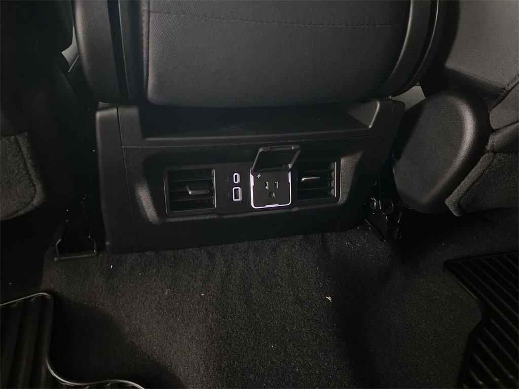 New 2026 GMC Sierra 1500 SLE image 36