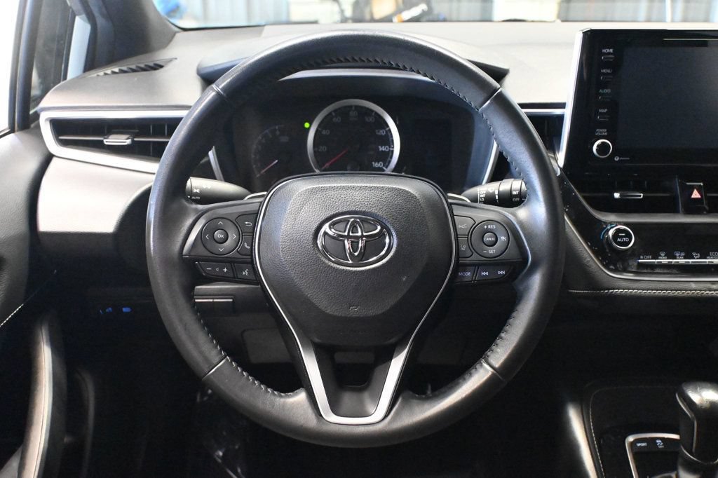 Used 2022 Toyota Corolla SE FWD image 11