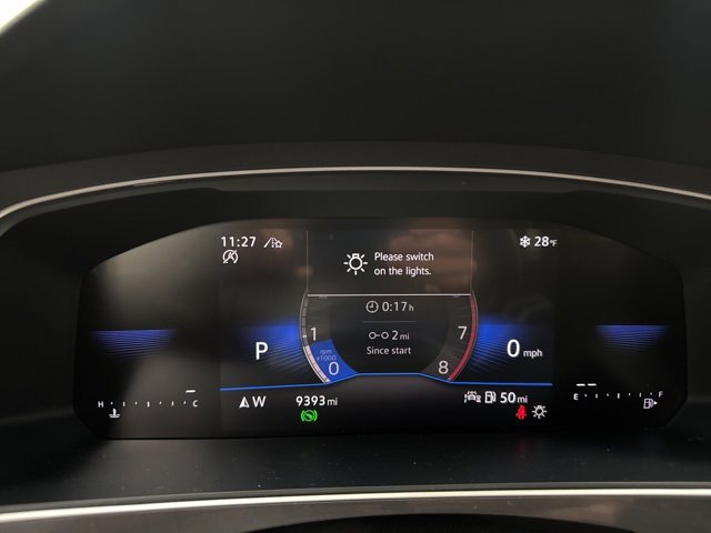 Used 2024 Volkswagen Tiguan SE R-Line image 27