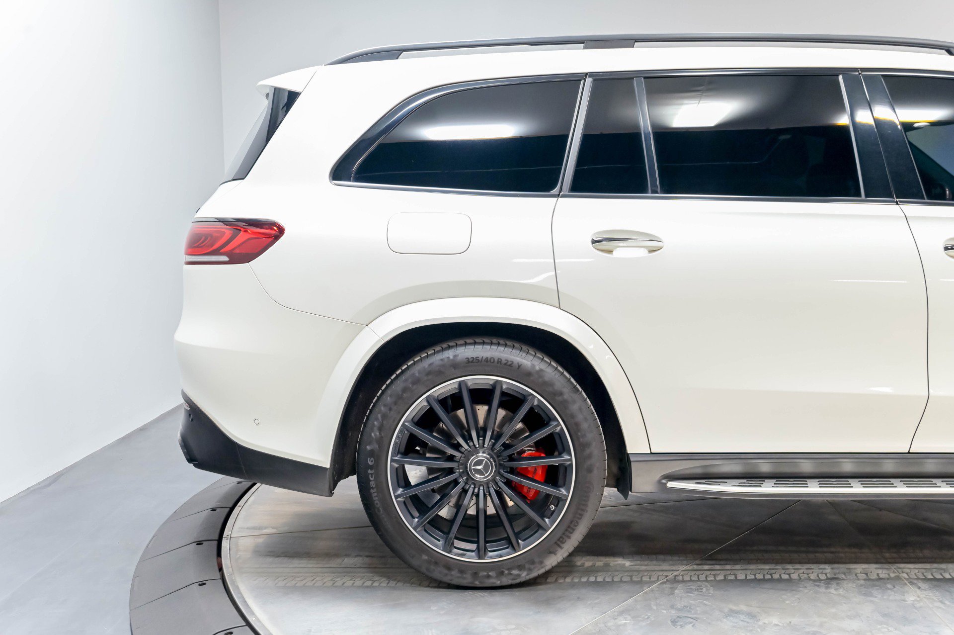 Used 2021 Mercedes-Benz GLS 63 AMG 4MATIC image 19